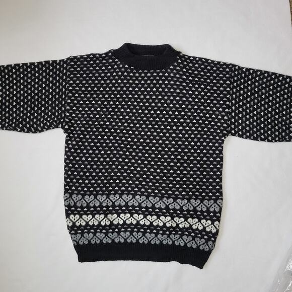 Vintage American Pride Black and White Sweater - Picture 2 of 7